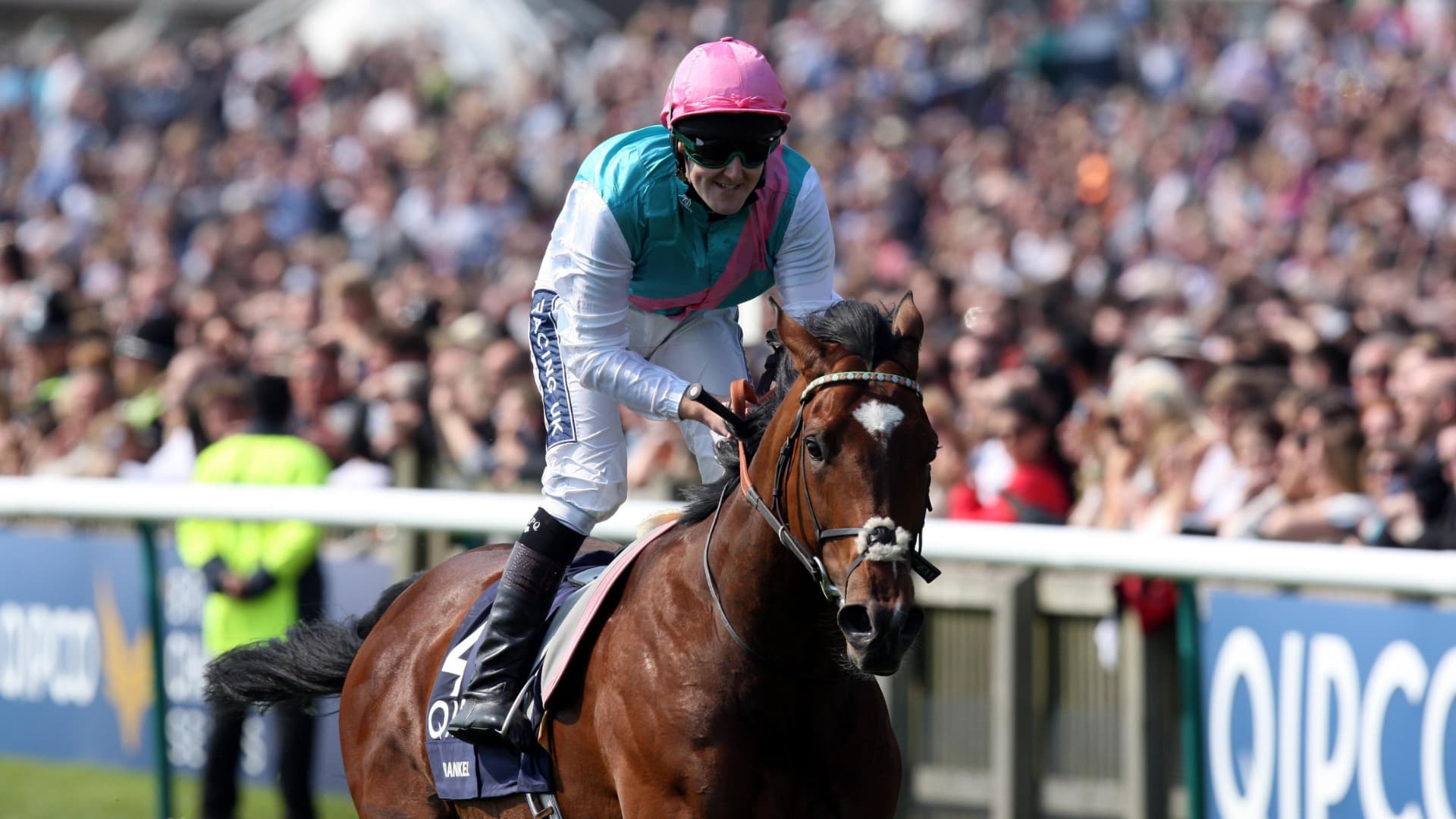 Frankel wins the QIPCO 2000 Guineas at Newmarket, a performance worthy of admission to the Hall of Fame